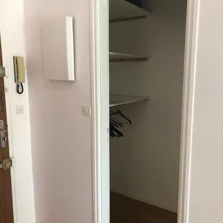 Grand T1 Avec Balcon Κρετέιγ